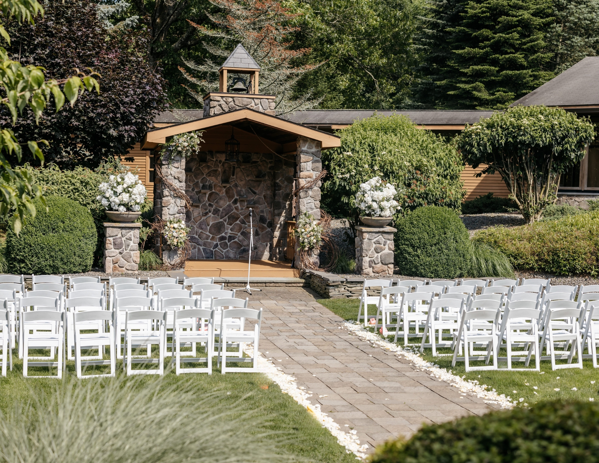 Lawnhaven at Stroudsmoor by Wedgewood Weddings