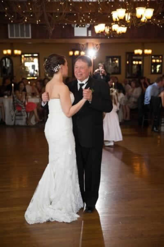 Stroudsmoor Country Inn - Stroudsburg - Poconos - Real Weddings - Bride Dancing