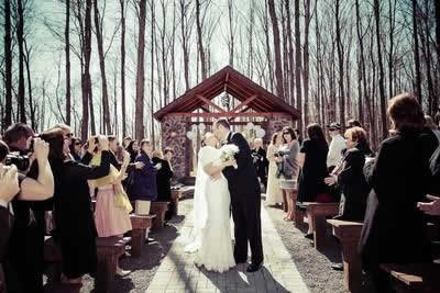 Stroudsmoor Country Inn - Stroudsburg - Poconos - Real Weddings - Wedding Ceremony Photos
