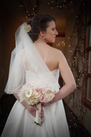 Stroudsmoor Country Inn - Stroudsburg - Poconos - Real Weddings - Bride With Bouquet