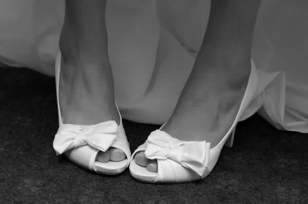 Stroudsmoor Country Inn - Stroudsburg - Poconos - Real Weddings - Shoes
