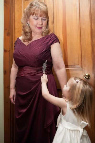 Stroudsmoor Country Inn - Stroudsburg - Poconos - Real Weddings - Flower Girl And Mom