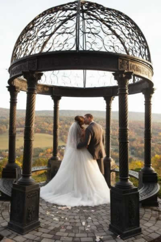 Stroudsmoor Country Inn - Stroudsburg - Poconos - Real Weddings - Newlyweds Kiss In The Gazebo