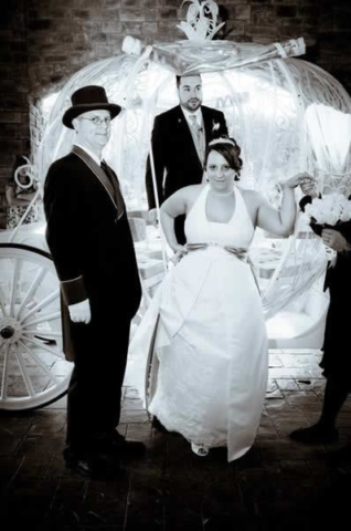 Stroudsmoor Country Inn - Stroudsburg - Poconos - Real Weddings - Bride And Groom Getting Out Of Wedding Carriage