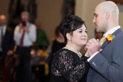 Stroudsmoor Country Inn - Stroudsburg - Poconos - Real Weddings - Guests Dancing