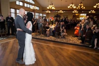 Stroudsmoor Country Inn - Stroudsburg - Poconos - Real Weddings - Newlyweds First Dance