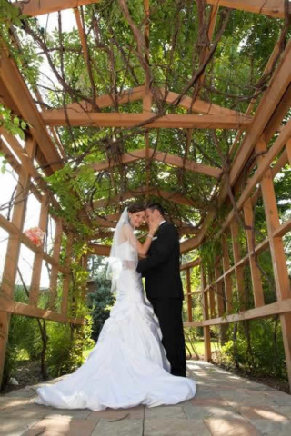 Stroudsmoor Country Inn - Stroudsburg - Poconos - Real Weddings - Wedding Couple