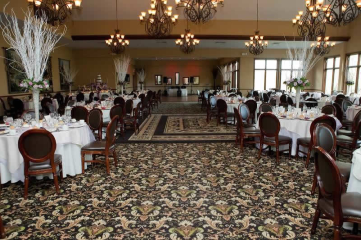 Stroudsmoor Country Inn - Stroudsburg - Poconos - Classic Wedding Celebrations - Wedding Reception Room