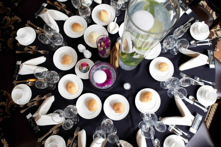 Stroudsmoor Country Inn - Stroudsburg - Poconos - Classic Wedding Celebrations - Table Setting