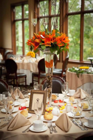 Stroudsmoor Country Inn - Stroudsburg - Poconos - Classic Wedding Celebrations - Table Setting