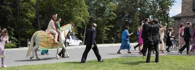 Stroudsmoor Country Inn - Stroudsburg - Poconos - Indian Wedding - Family And Guests Exiting Lawn