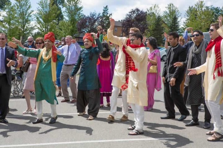 Stroudsmoor Country Inn - Stroudsburg - Indian Wedding - Guests Dancing - Poconos