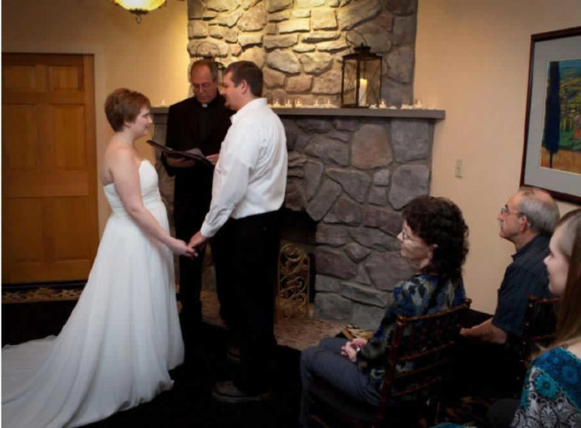 Stroudsmoor Country Inn - Stroudsburg - Poconos - Intimate Wedding - Bride And Groom Reciting Vows