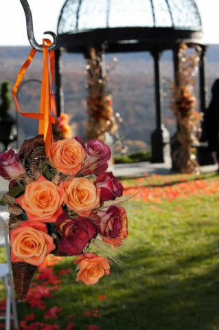 Stroudsmoor Country Inn - Stroudsburg - Poconos - Pocono Mountain Wedding - Gazebo And Flowers