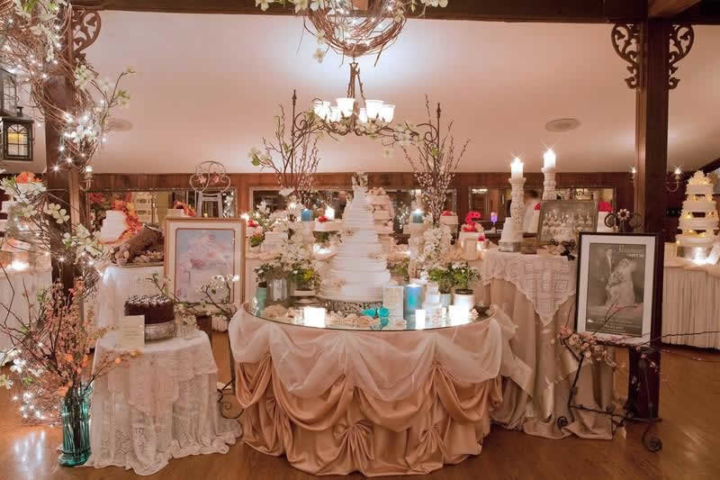 Stroudsmoor Country Inn - Stroudsburg - Poconos - Woodlands Outdoor Wedding - Exquisite Table Settings