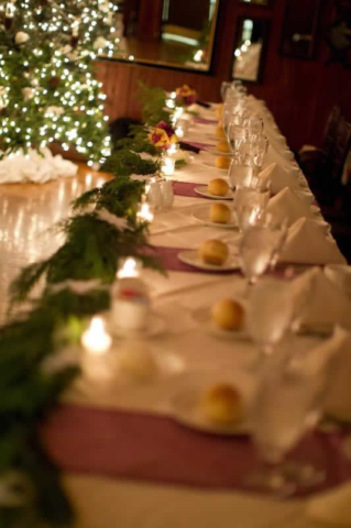 Stroudsmoor Country Inn - Stroudsburg - Poconos - Woodlands Outdoor Wedding - Romantic Table Setting