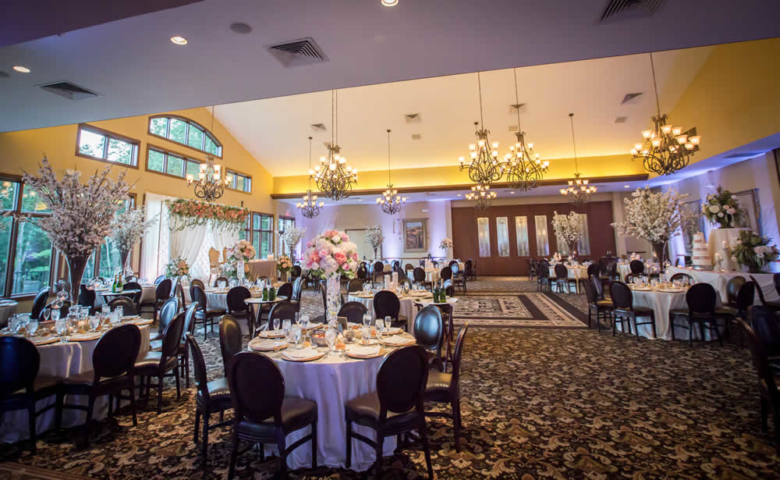 Table settings with beautiful flowers