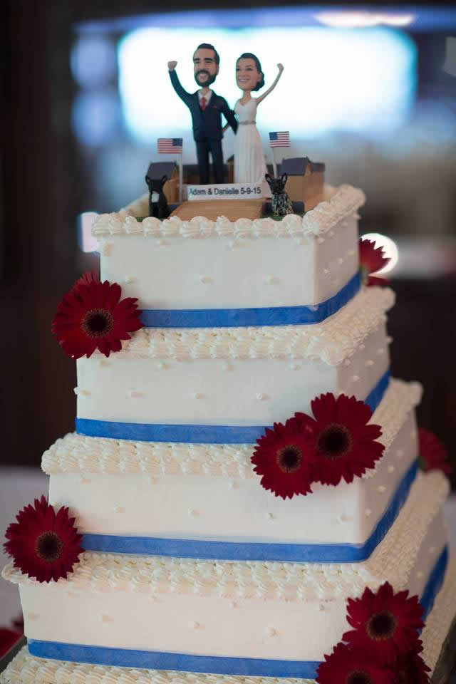 Patriotic wedding cake