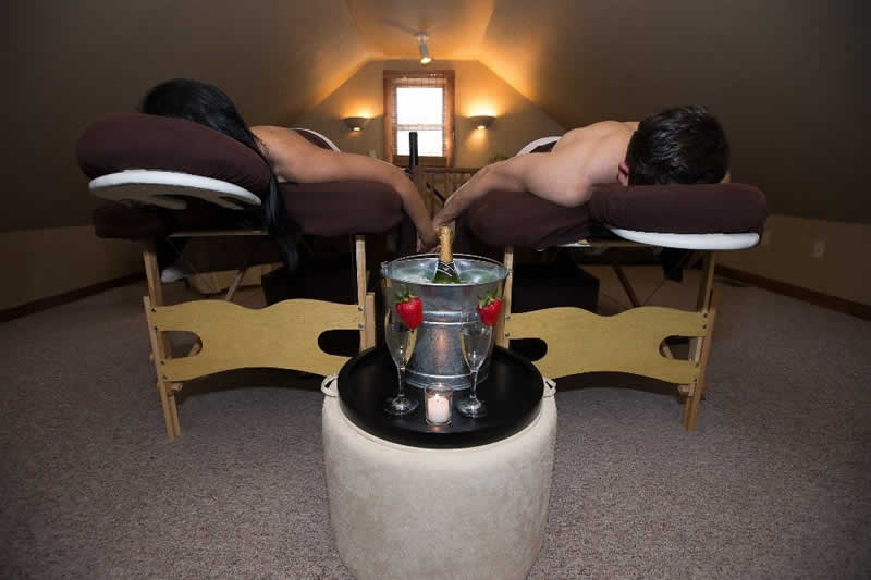 couples massage