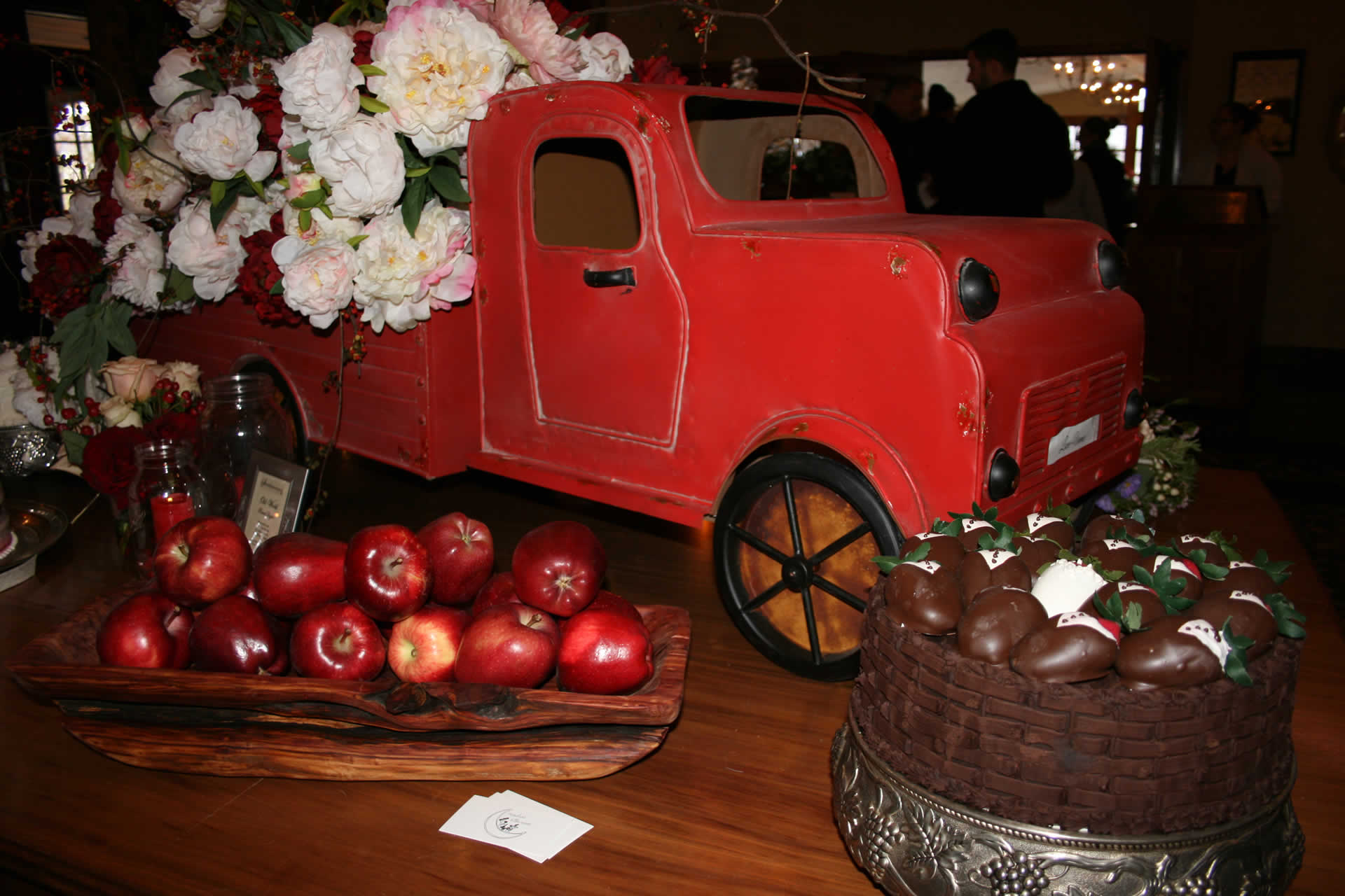 Dessert station sampling floral and decor